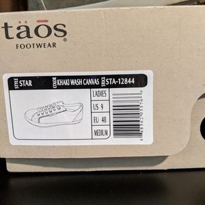 Taos sneakers